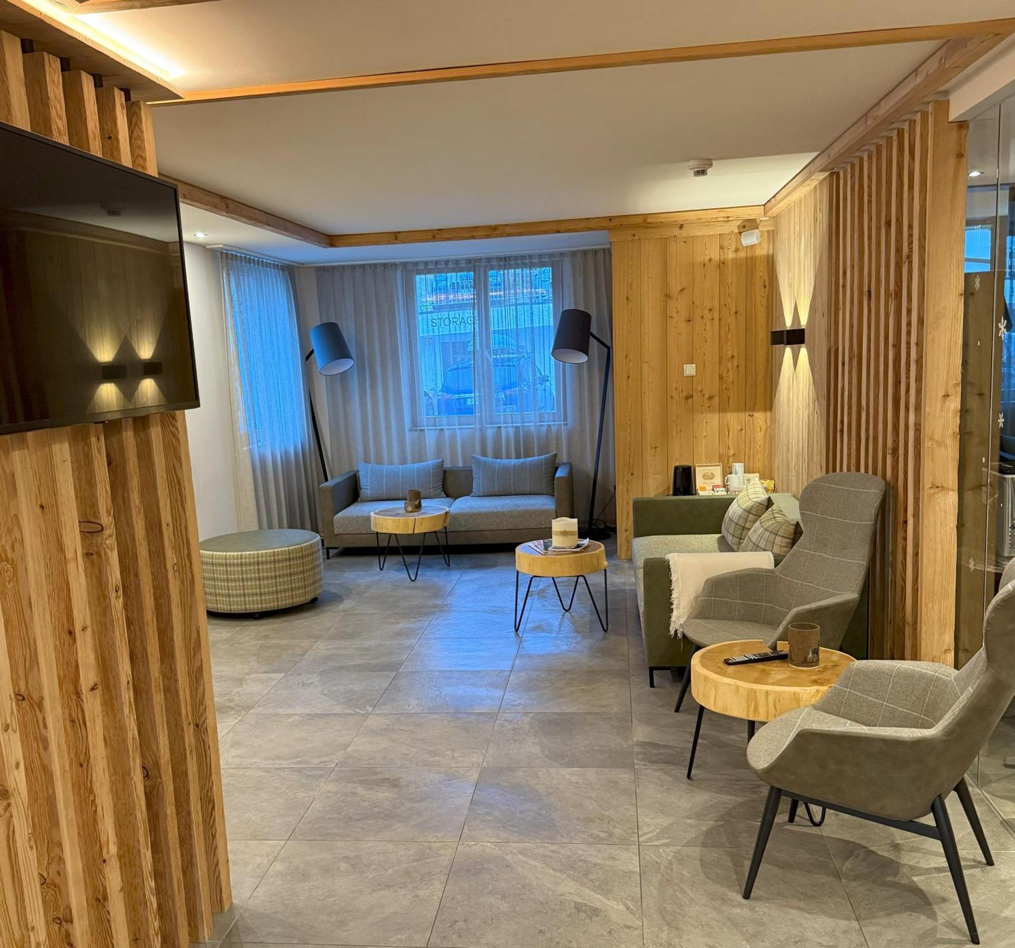 Alpin Apartments Mayrhofen Exterior photo